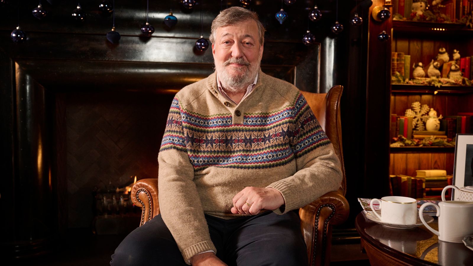 Stephen Fry to deliver Channel 4's alternative Christmas message