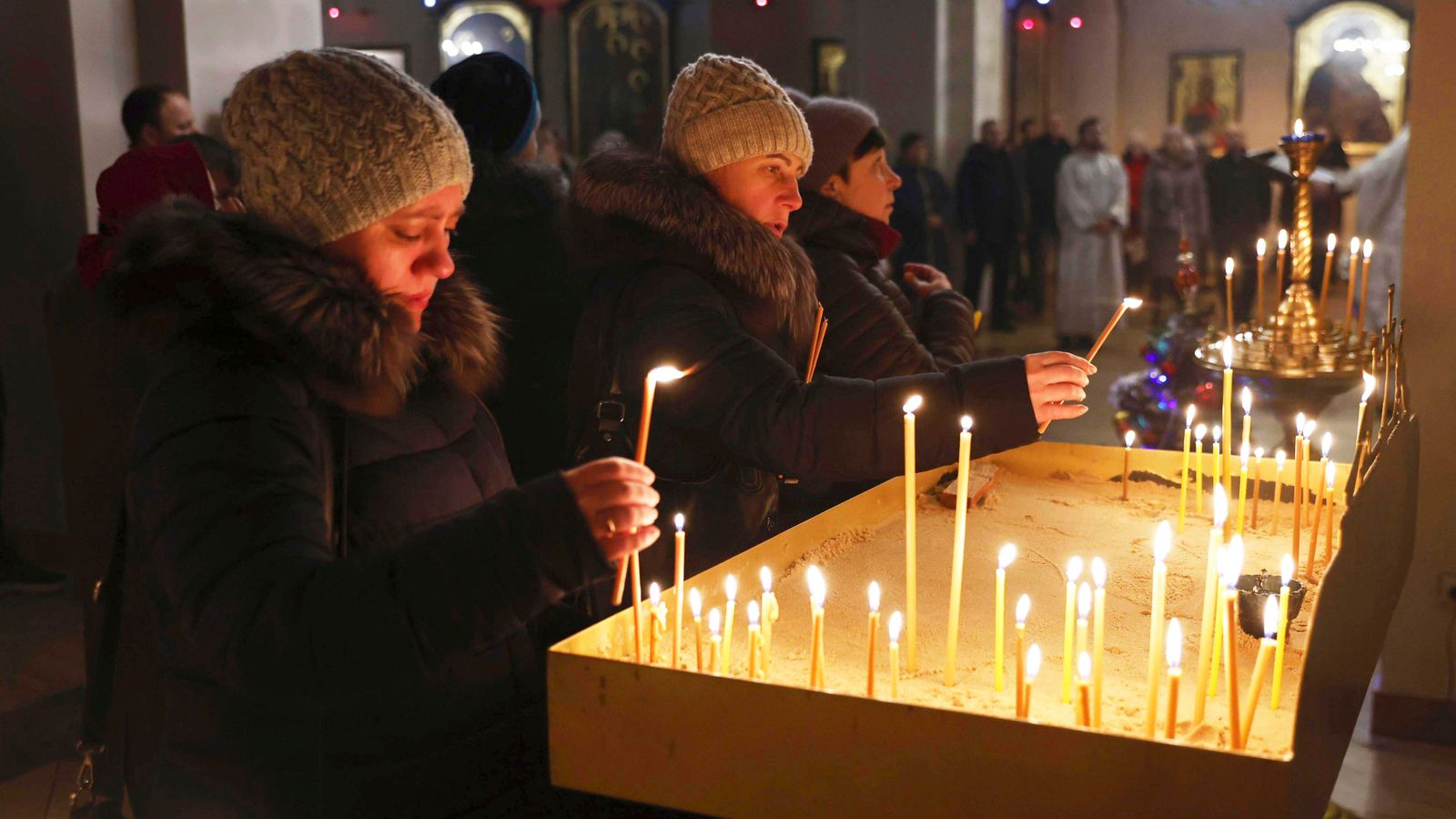 Ukraina merayakan Natal pada tanggal 25 Desember untuk pertama kalinya |  berita Dunia