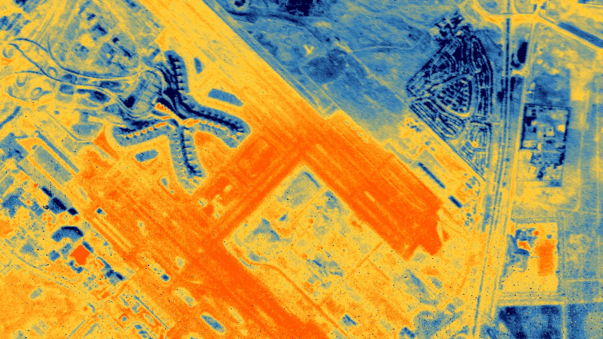 images-of-cop28-venue-from-flying-thermometer-highlight-global