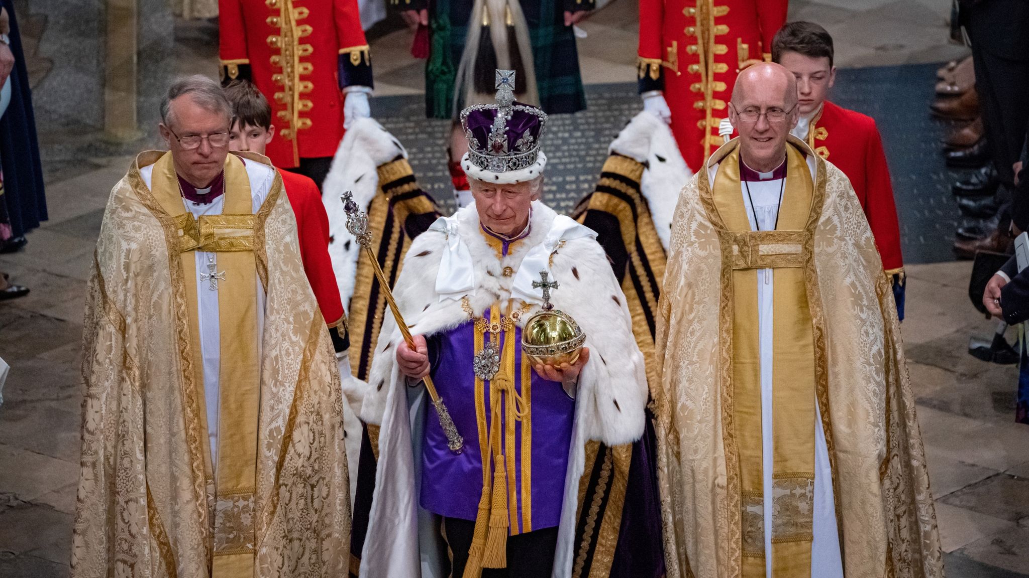 King Charles joked with Prince William about his 'sausage fingers ...