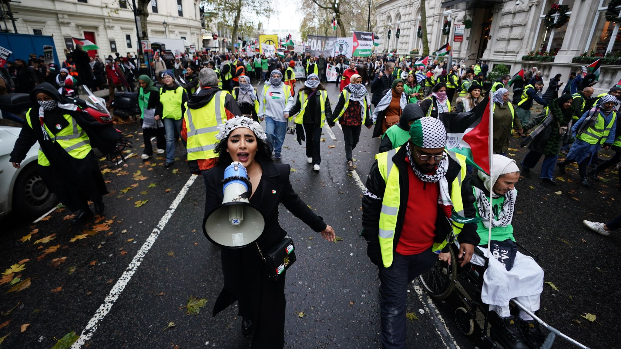Tens of thousands of pro-Palestinian protesters march through London in