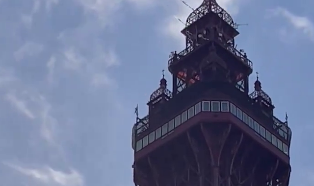 Blackpool Tower fire: Police reveal 'flames' are in fact orange netting blowing in wind - Vimarsana News