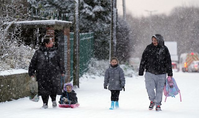 UK Weather: New Yellow Warnings For Snow And Ice In Much Of Country ...