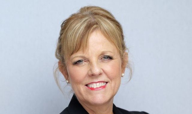 Network Rail manager quits after thousands of passengers stranded on trains for hours - Vimarsana News