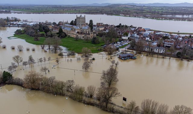 Fresh yellow weather warnings for rain, wind and snow across parts of the UK - Vimarsana News
