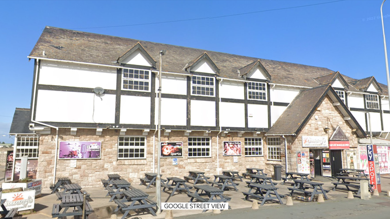 Sunny's Bar, Towyn
