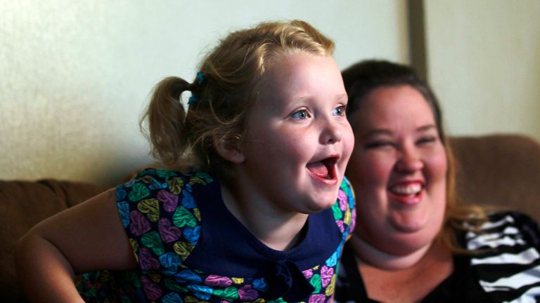 Alana “Honey Boo Boo” Thompson and “Mama June” Shannon in 2012. Pic: AP