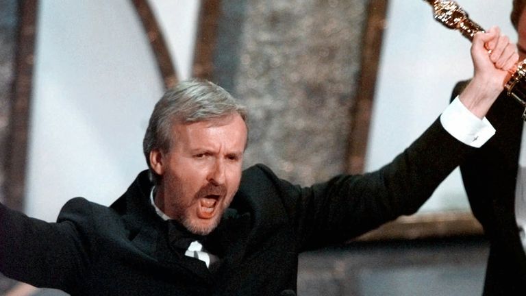 James Cameron zdobył Oscara dla najlepszego reżysera za film Titanic.  Zdjęcie: AP