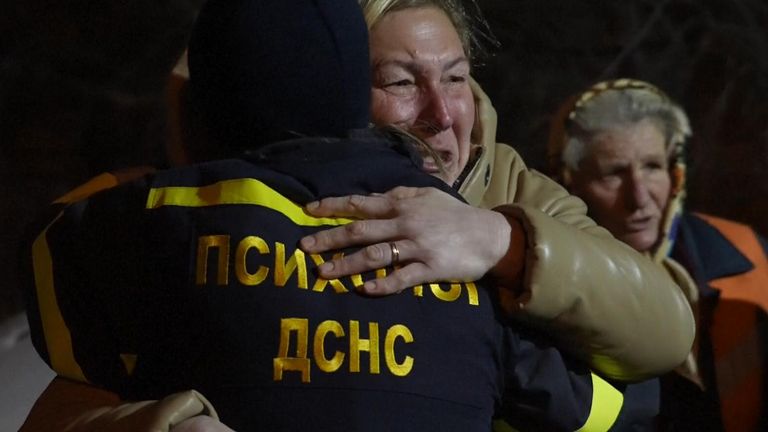 Residents of Kyiv thank emergency services for their efforts following missile attacks