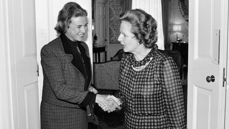 Margaret Thatcher welcomes U.S. Supreme Court Justice Sandra Day O&#39;Connor in 1984
