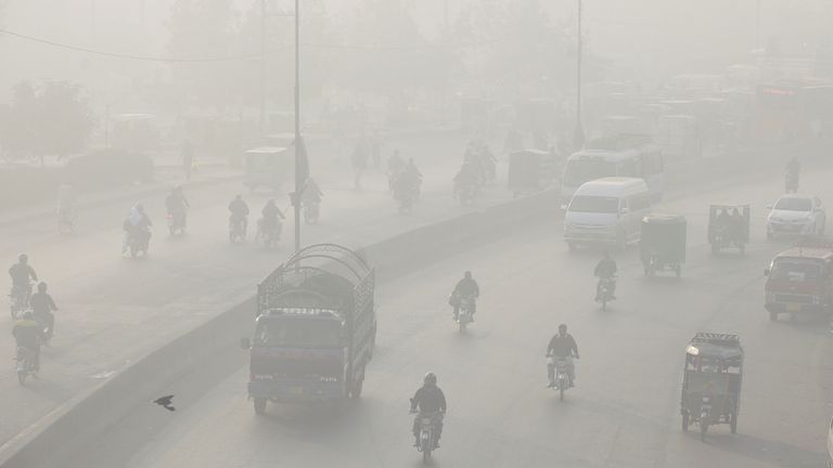 Dense smog in Lahore, Pakistan