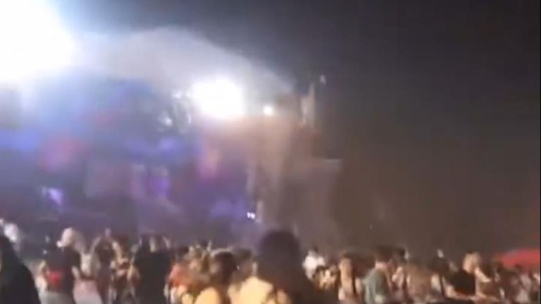 Storm collapse Buenos Aires
