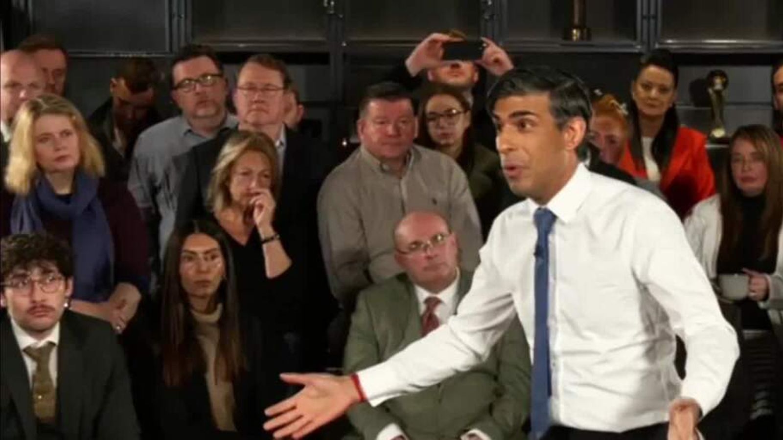 Post Office Scandal: Rishi Sunak offers reassurance to victims | News ...