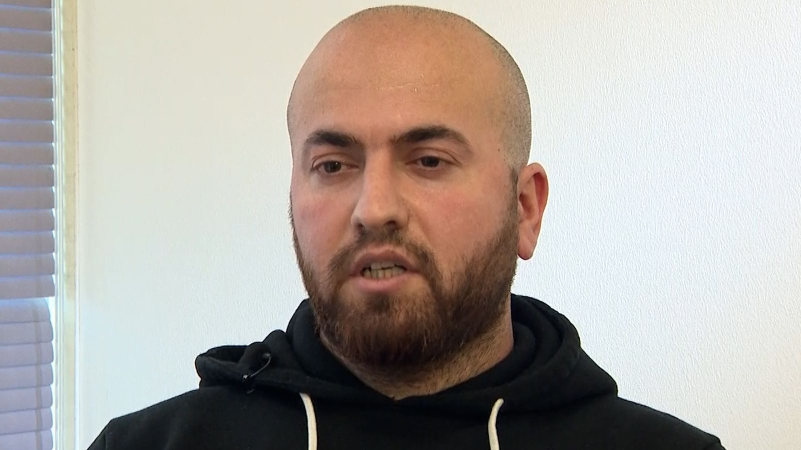 asylum-seekers-moved-out-of-hotels-taken-to-different-hotels-uk-news