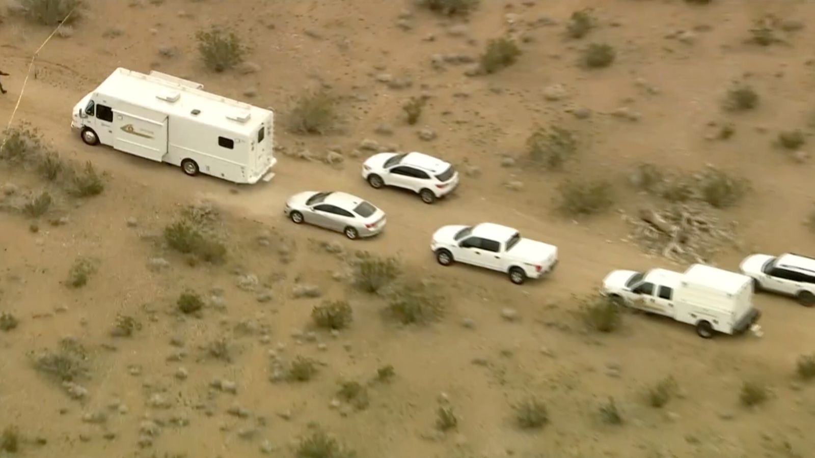 Шестима души бяха открити мъртви в пустинята на Калифорния в сцена, напомняща за „Няма място за старите мъже