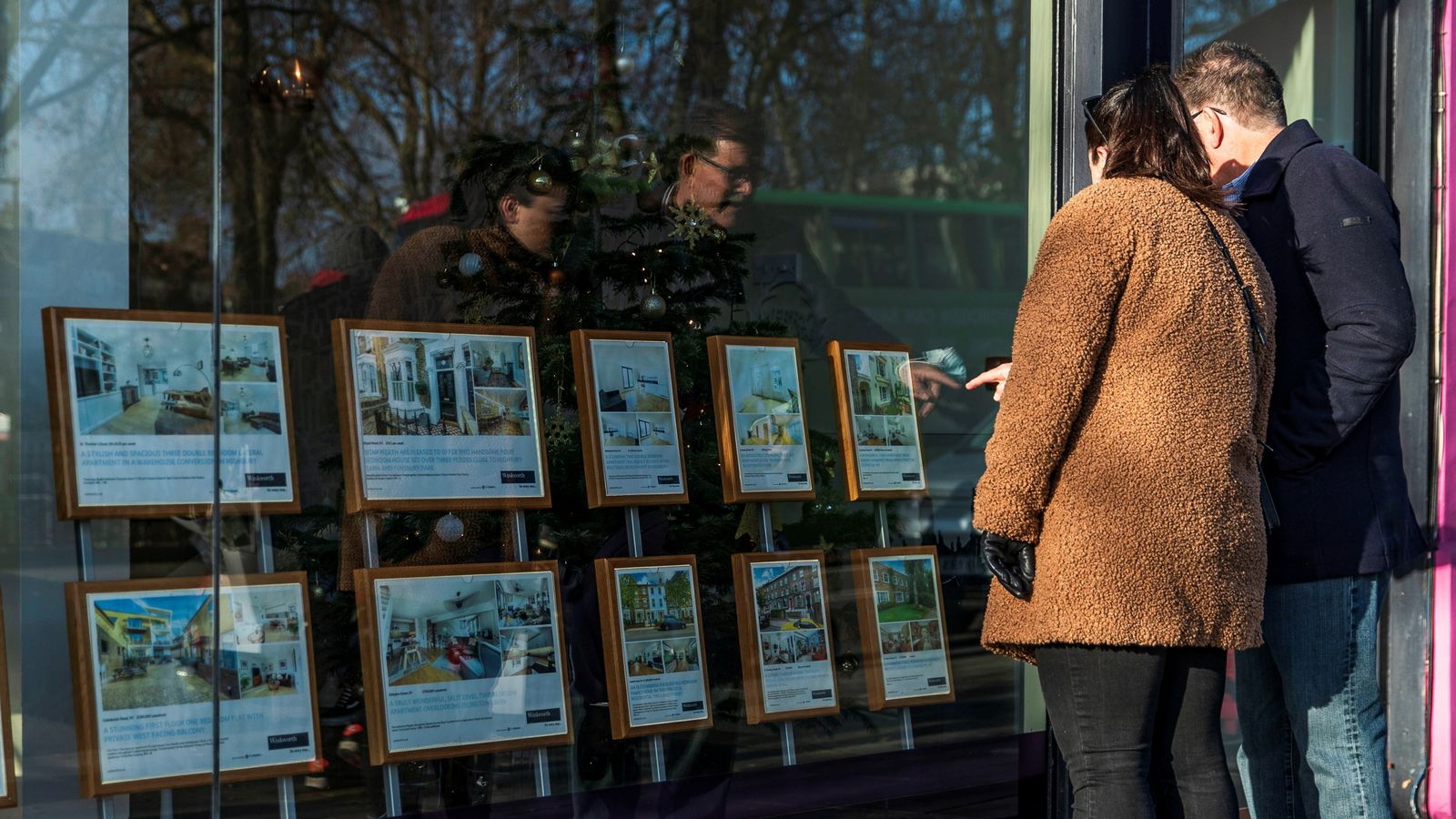 First-time buyers fall to 'lowest level in a decade'