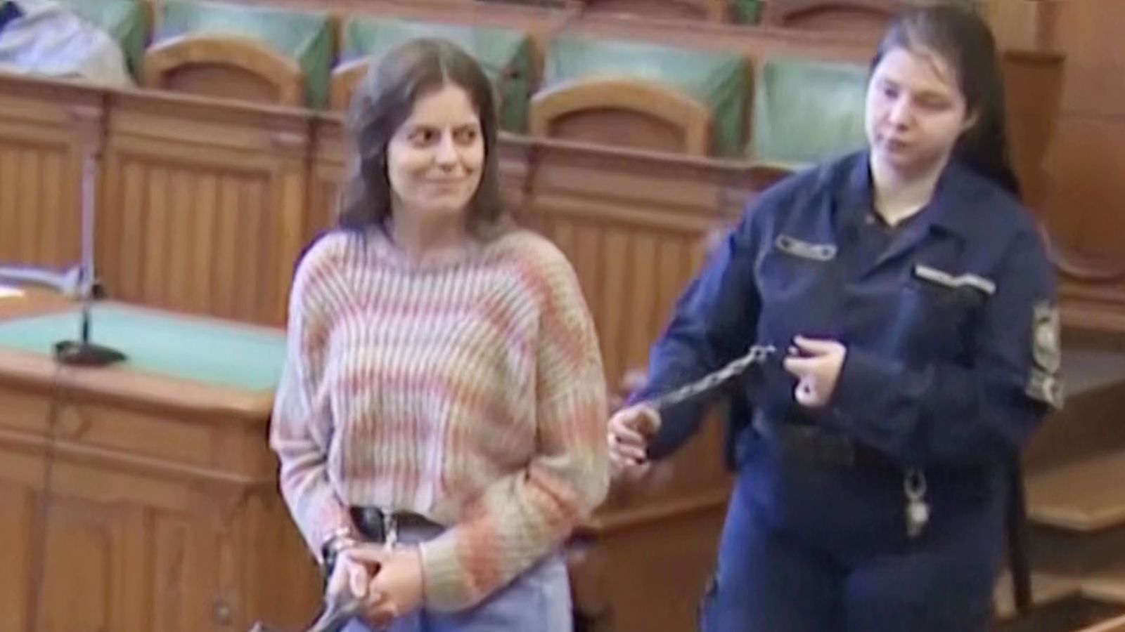Ilaria Salis: Outrage after Italian woman appears in Hungarian court bound in chains