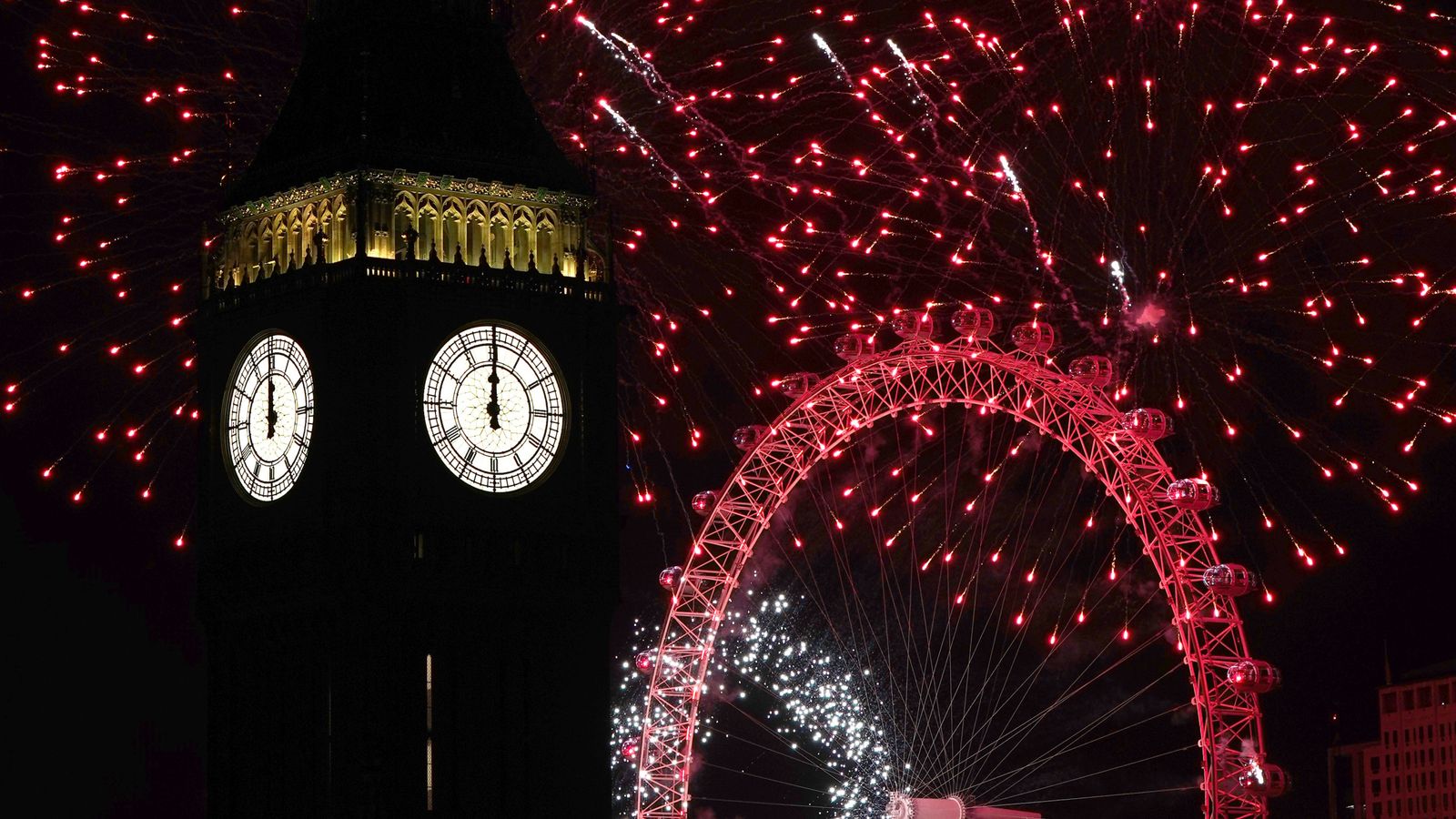 New Year 2024 Spectacular celebrations in London as UK in