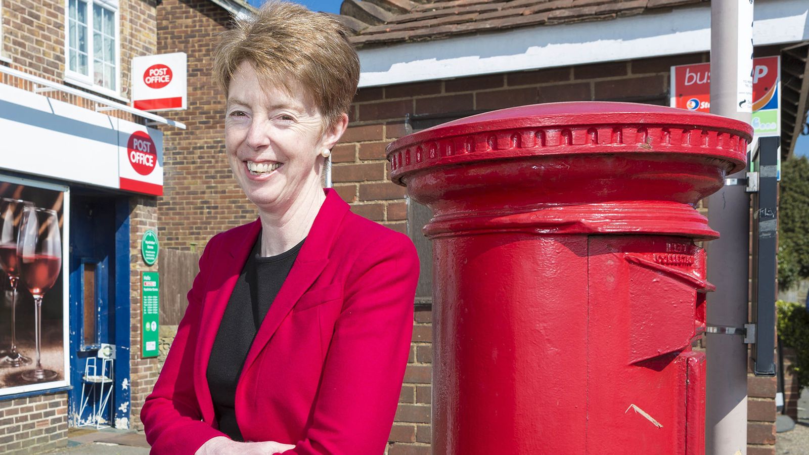 L’ancienne patronne de la Poste, Paula Vennells, remet 50 nouveaux documents avant sa comparution dans l’enquête sur le scandale |  Nouvelles du Royaume-Uni