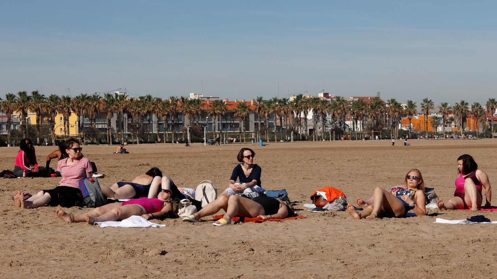 Регионът на Испания достигна 28C през януари – втората най-висока температура от 38 години