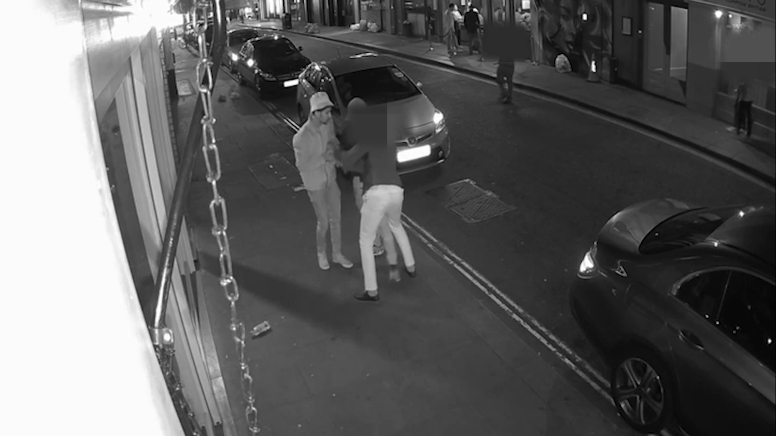 Metropolitan Police Release Footage Of Luxury Watch Robbers Caught As ...