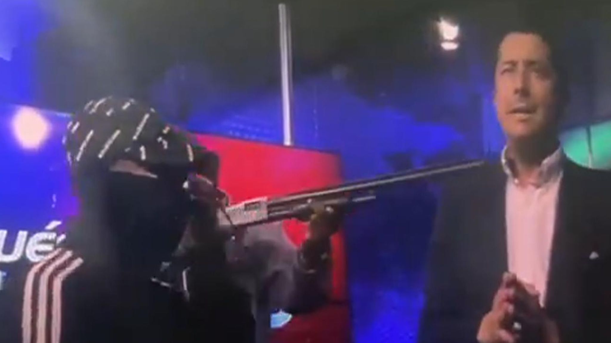 Ecuador TV station raid Journalist who had gun to his neck live on air
