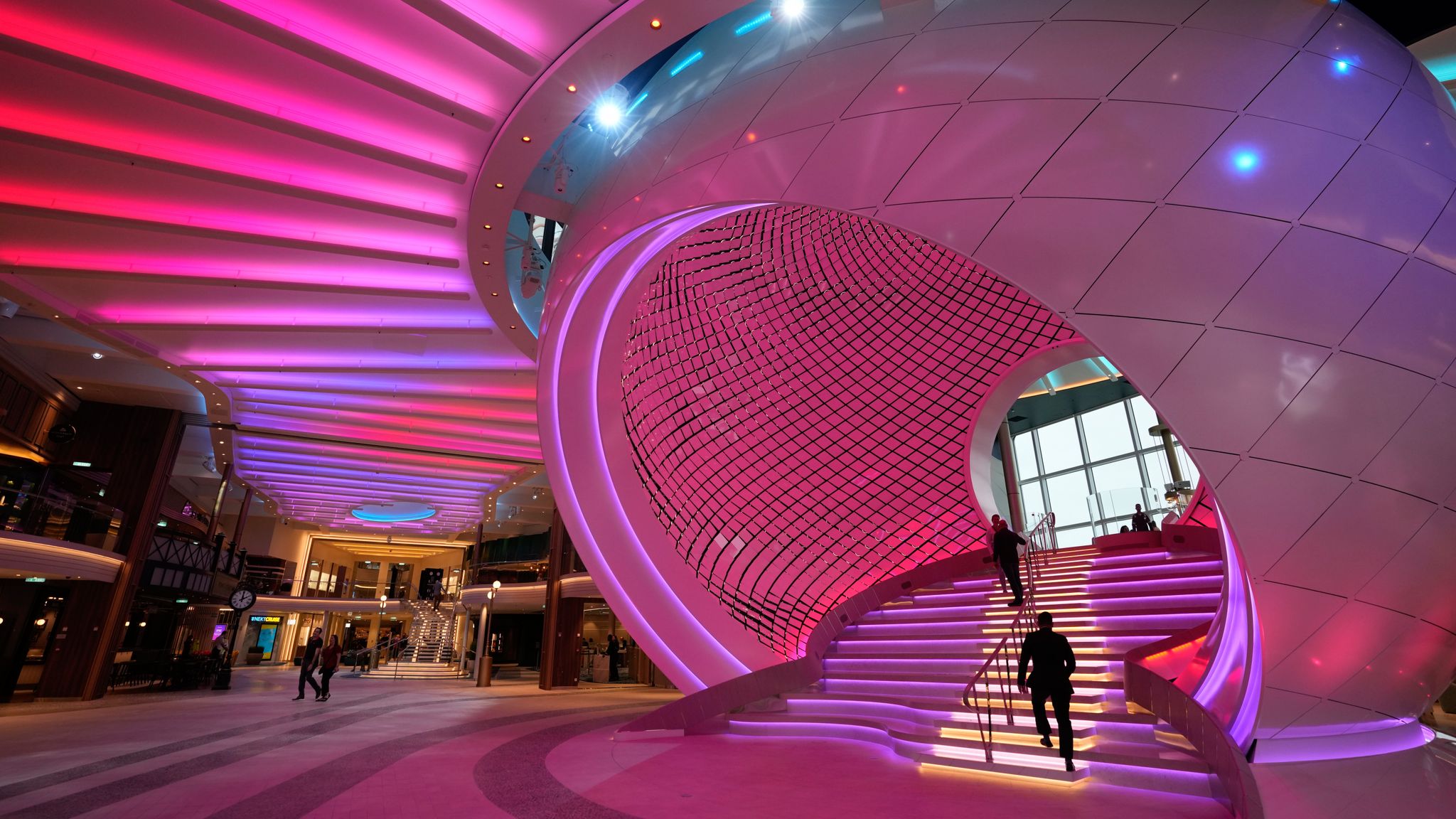 Icon of the Seas World's largest cruise ship sets sail US News Sky