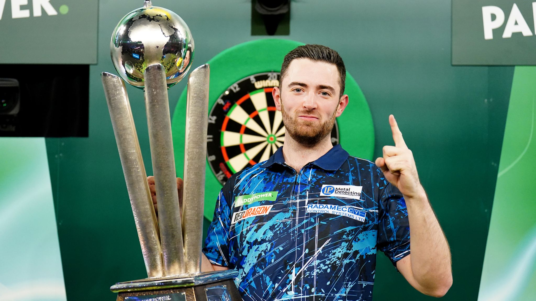 Luke Littler Denied Fairytale Win In World Darts Championship Final   Skynews Luke Humphries World Champion 6411579 