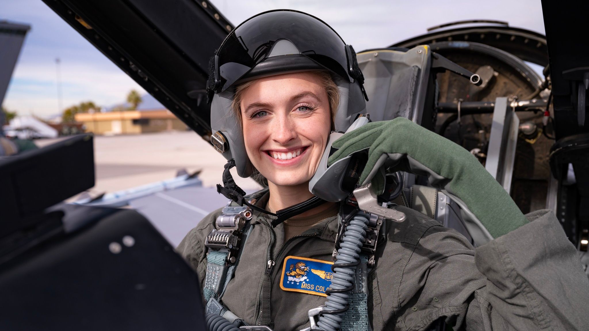 Breaking Barriers: Active-Duty US Air Force Pilot Wins Miss America