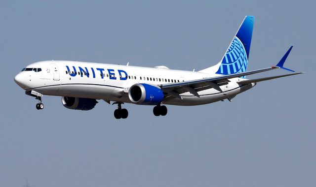 United Airlines finds problems with doors on 737 Max 9 aircraft - days after plane's mid-air blowout - Vimarsana News