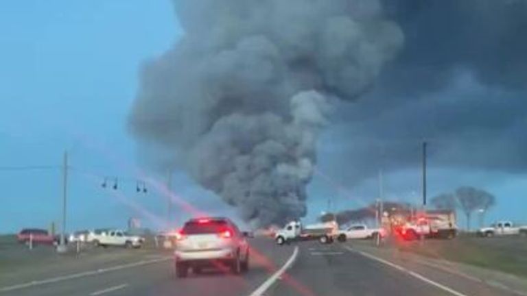 Huge fire engulfs farm buildings in Texas