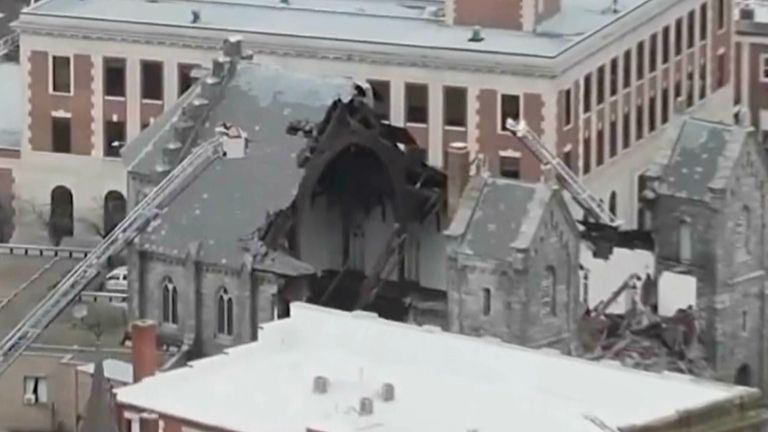 Connecticut: Moment part of historic church collapses in New London ...