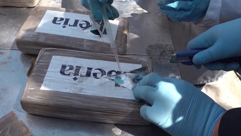Ecuadorian government begin destruction of 22 tonnes of cocaine