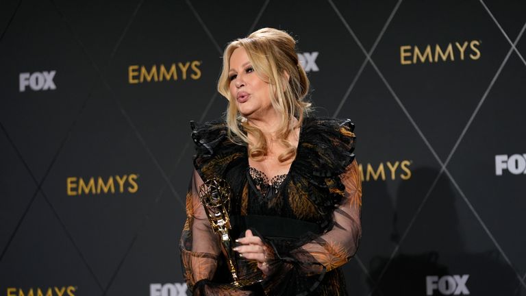 Emmys 2024: Jennifer Coolidge thanks 'evil gays' referencing White ...