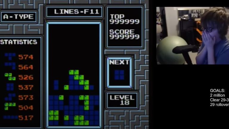 Willie Gibson is thought to be the first human player to have crashed Tetris