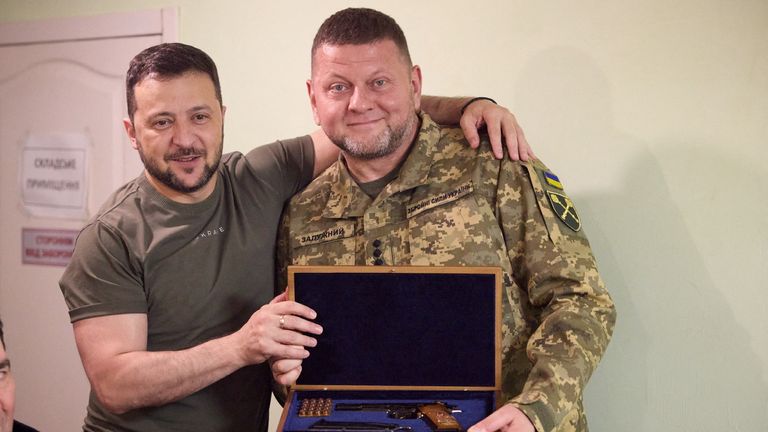 Ukraine&#39;s President Volodymyr Zelenskyy and Commander in Chief of the Ukrainian Armed Forces Valerii Zaluzhnyi pose for a picture during a meeting to discuss the situation on the battlefield, amid Russia&#39;s attack on Ukraine in Dnipro, Ukraine July 27, 2023. Ukrainian Presidential Press Service/Handout via REUTERS ATTENTION EDITORS - THIS IMAGE HAS BEEN SUPPLIED BY A THIRD PARTY.
