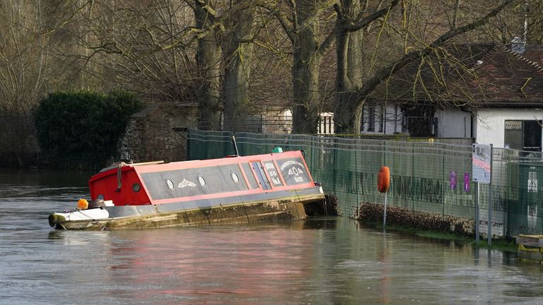 A canal boat that has broken free of it&#39;s moorings on the River Thames in Wallingford in Oxfordshire. Picture date: Tuesday January 9, 2024.