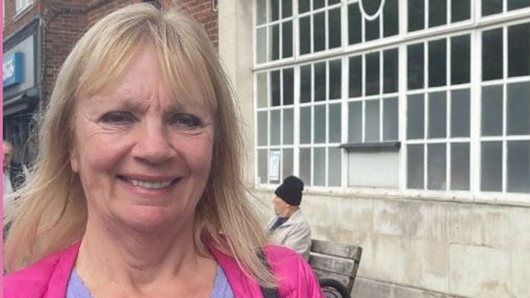 Yvonne Tracey says she cannot allow Sir Ed Davey to 'stand again unchallenged'