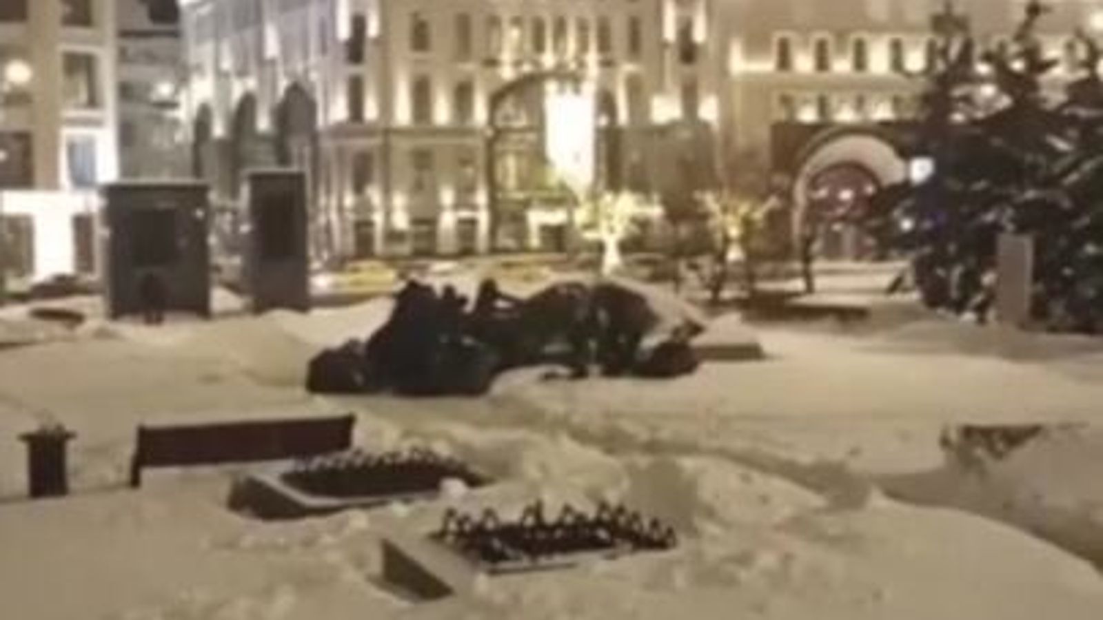 Memorial with flowers to commemorate Navalny destroyed | News UK Video ...