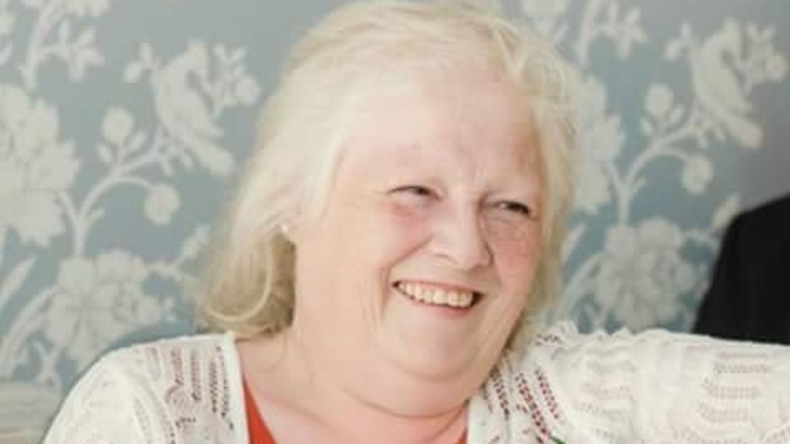 Баба е починала от „неоцеляеми“ XL ухапвания от побойник, съобщи разследването