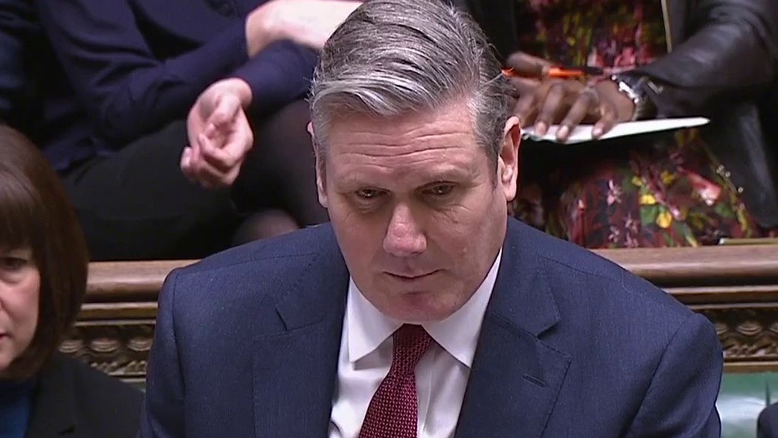 Keir Starmer accuses 'weak' Sunak of harbouring 'extremists' in his party