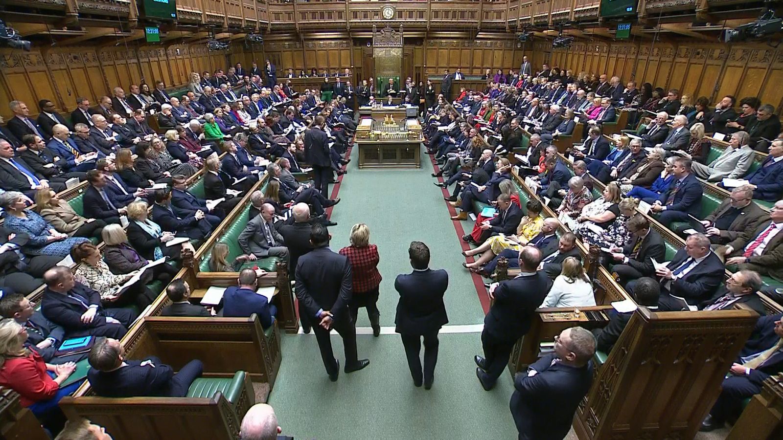 Speaker apologises after Commons descends into chaos over ceasefire votes