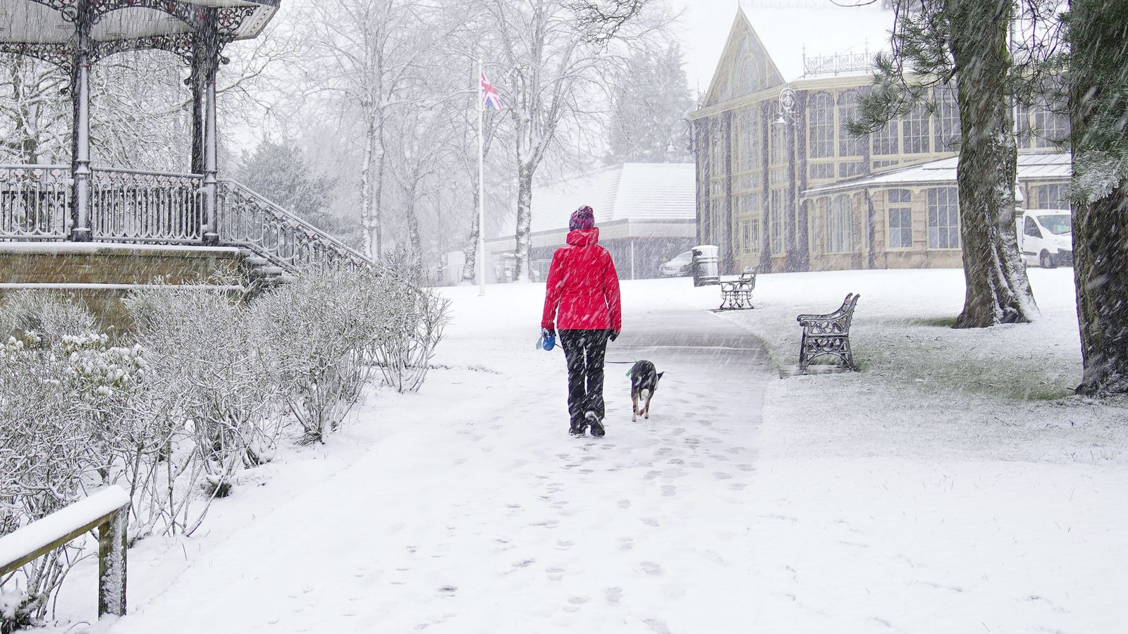 Времето в Обединеното кралство: Прогнозата за сняг, тъй като условията стават „студени и нестабилни“