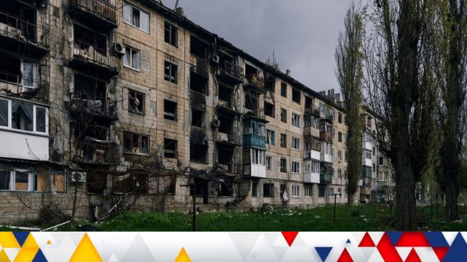 Авдиевка: Руснаците поемат контрола над града във „важна“ победа над Украйна