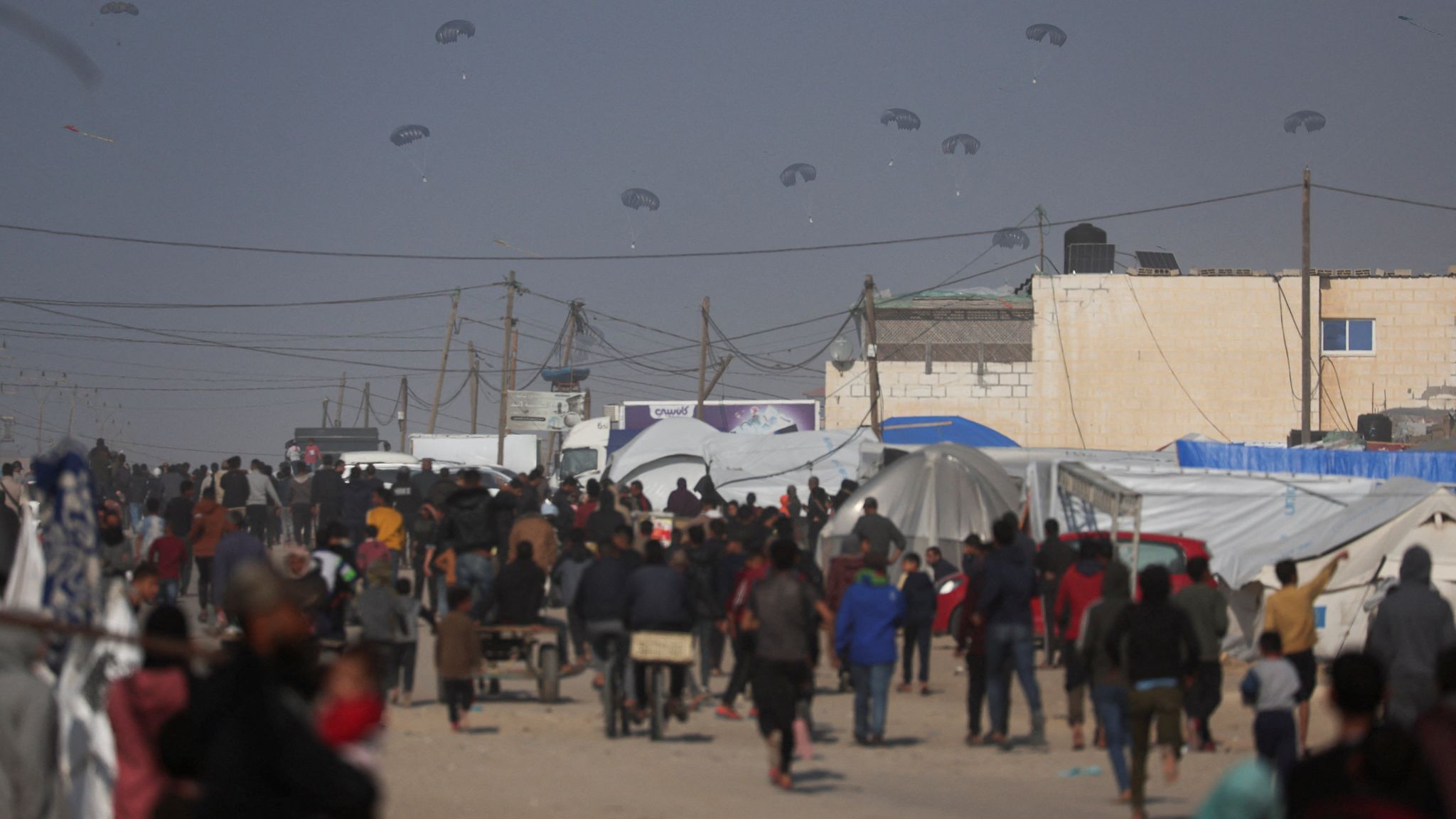 Israeli body says it would get aid into Gaza if its government opened