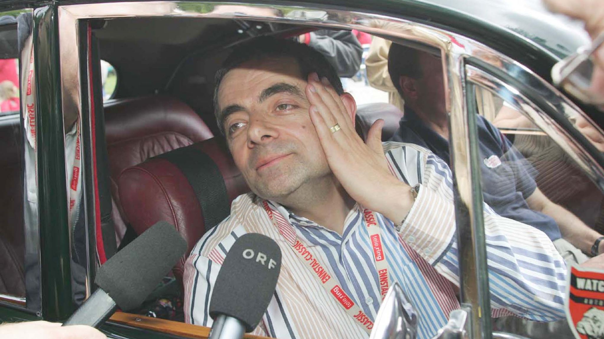 Mr Bean actor Rowan Atkinson blamed for slow electric car sales UK