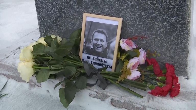 Flowers laid in memory of Alexei Navalny in Moscow