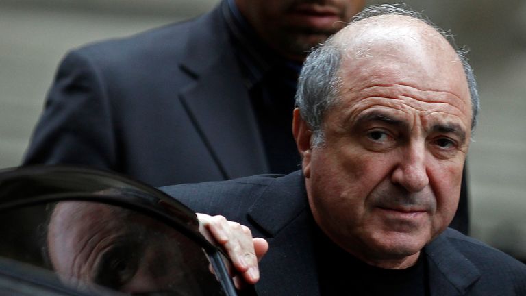Russian oligarch Boris Berezovsky arrives at a division of the High Court in London January 18, 2012. Russian billionaire and owner of Chelsea football club Roman Abramovich and Berezovsky are locked in a $6 billion legal battle in London&#39;s Commercial Court, with Berezovsky accusing his former protege of intimidating him in 2000 into selling shares in oil company Sibneft at a fraction of their value. REUTERS/Stefan Wermuth (BRITAIN - Tags: CRIME LAW ENERGY SOCIETY)
