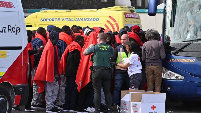 Migrants arrive at La Restinga Pic: Europa Pres/AP
