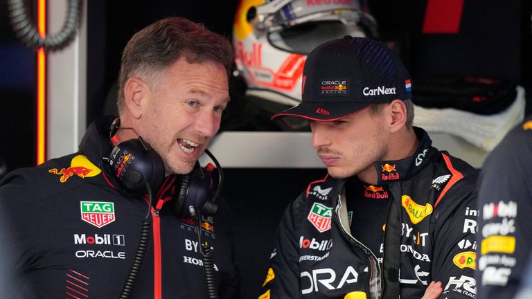 Formula One F1 - Canadian Grand Prix - Circuit Gilles Villeneuve, Montreal, Canada - June 17, 2023 Red Bull&#39;s Max Verstappen with team principal Christian Horner ahead of the final practice session REUTERS/Mathieu Belanger